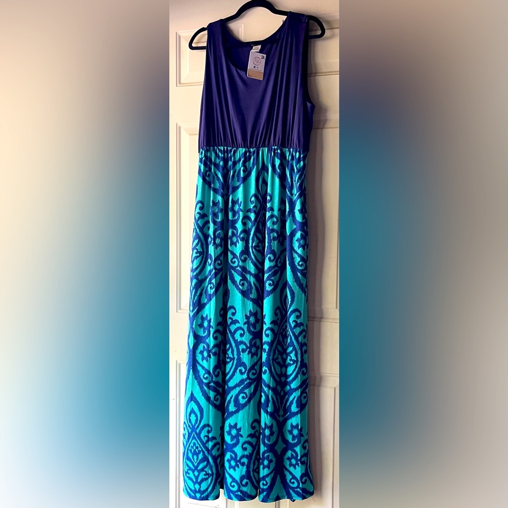 Beautiful plus size 3X maxi dress sleeveless blue and turquoise aqua